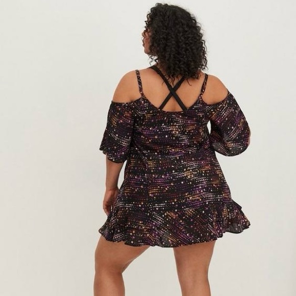 Torrid Mini Crepe Cold Shoulder Cover Up Dress Plus Size 3X Stars Print Tunic - Picture 3 of 13